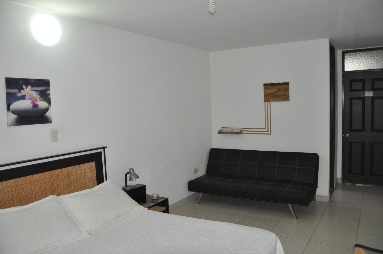 Hotel Meson De Las Flores Armenia  Bagian luar foto