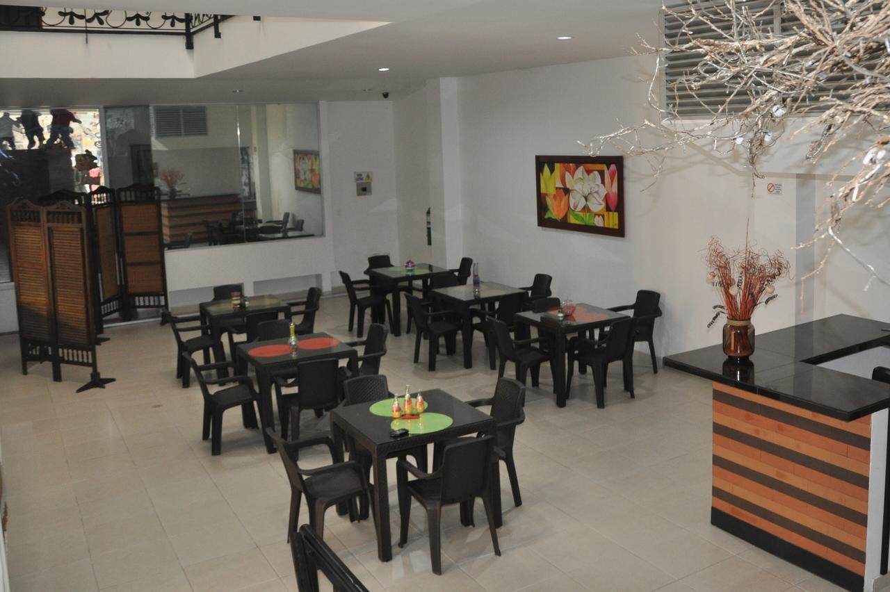 Hotel Meson De Las Flores Armenia  Bagian luar foto
