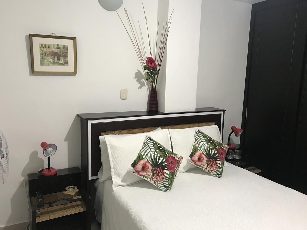 Hotel Meson De Las Flores Armenia  Bagian luar foto